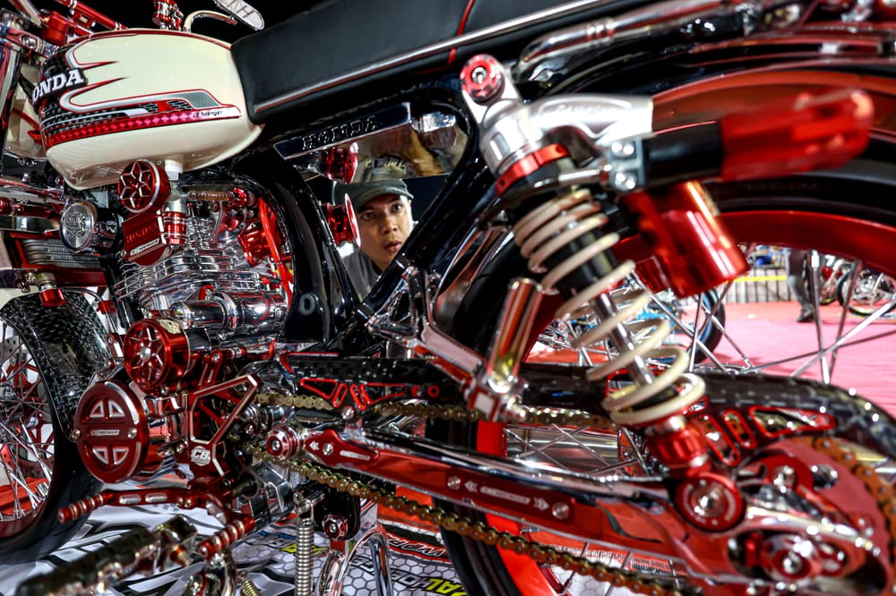 Meski Penjualan Mobil Lesu, Perusahaan Komponen Otomotif Masih Biru