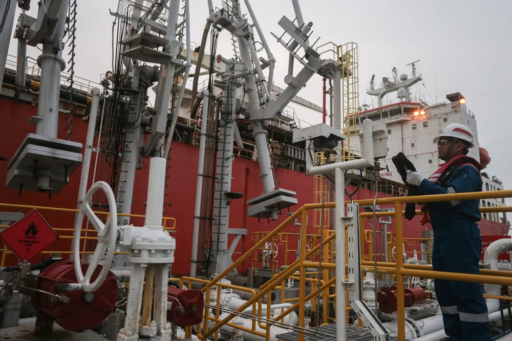 Stagnasi Proyek Gas Alam Terbesar Indonesia Temukan Titik Terang