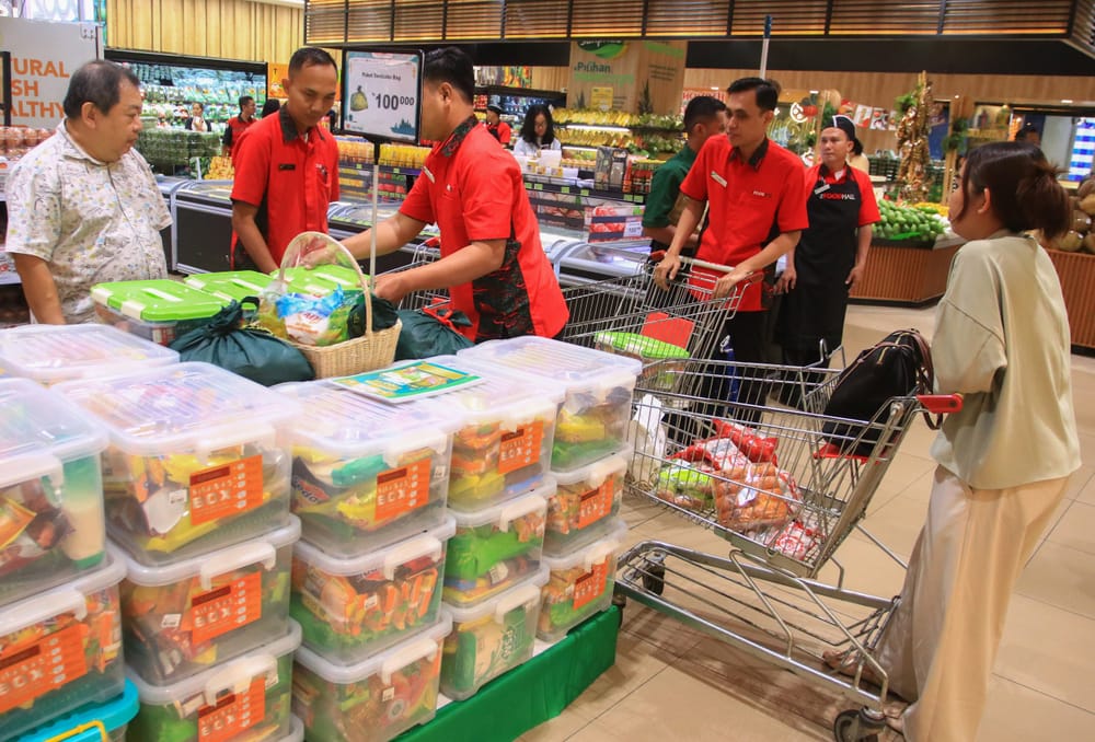 Isi Kantong Masyarakat Tentukan Nafas Panjang Penjualan Eceran