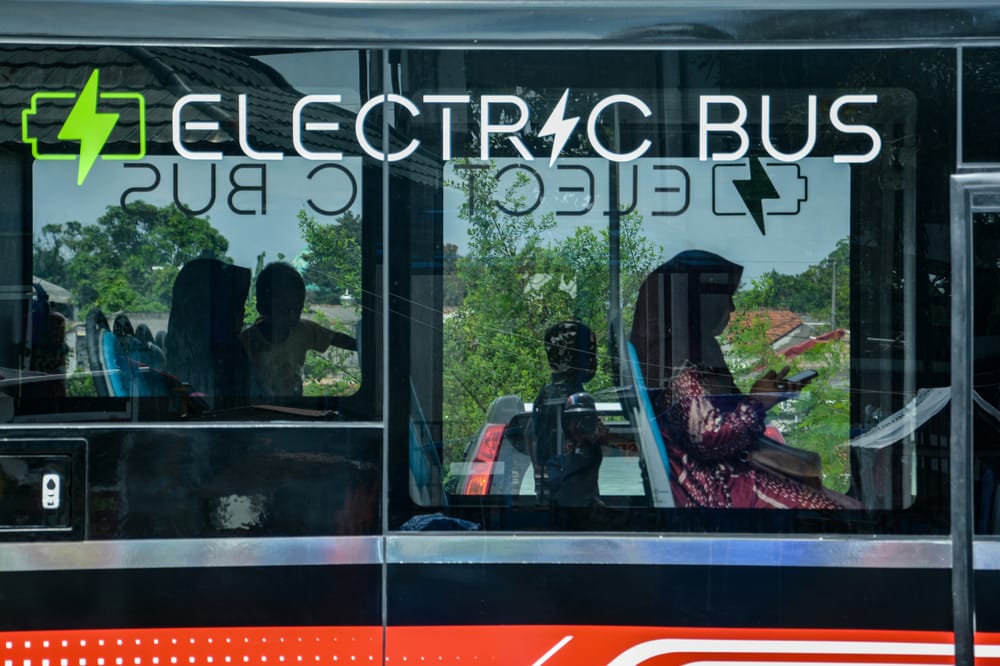 Elektrifikasi Kendaraan Jadi Peluang Baru Industri Komponen Otomotif