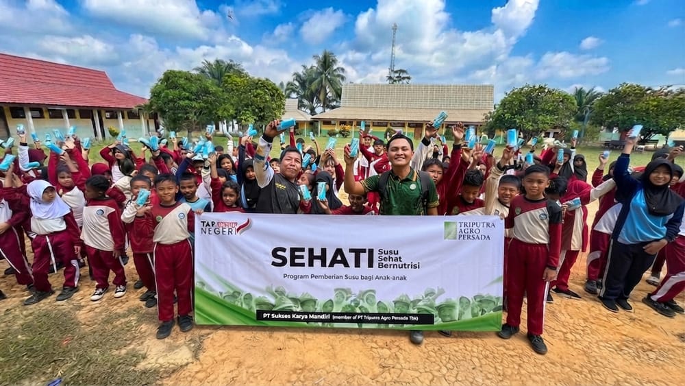 Susu SEHATI dari TAP untuk Negeri Bikin Anak-anak Long Mesangat Lebih Semangat ke Sekolah