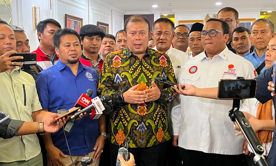 Dewan Bahas RUU Ketenagakerjaan, Libatkan 18 Konfederasi Buruh