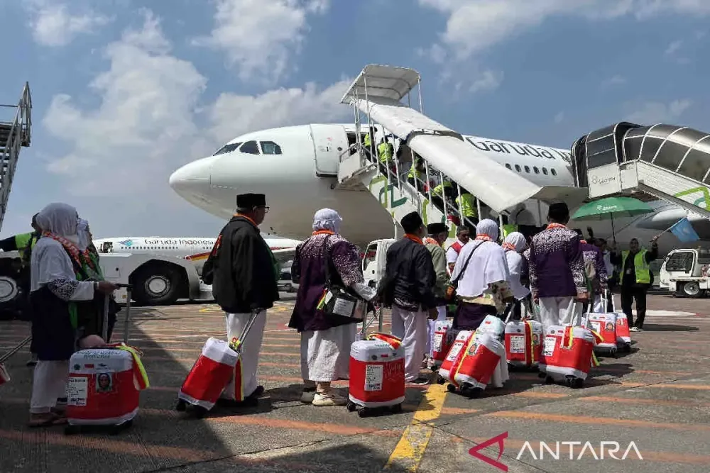 Belanja Oleh-oleh Jemaah Haji Indonesia Capai Rp1,9 Triliun