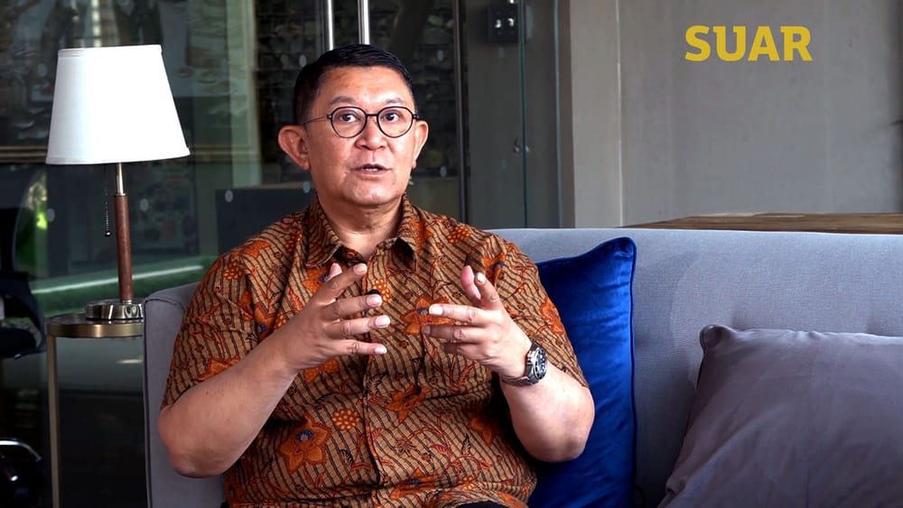 Logistik Indonesia Berjalan Cepat, Yang lain Berlari