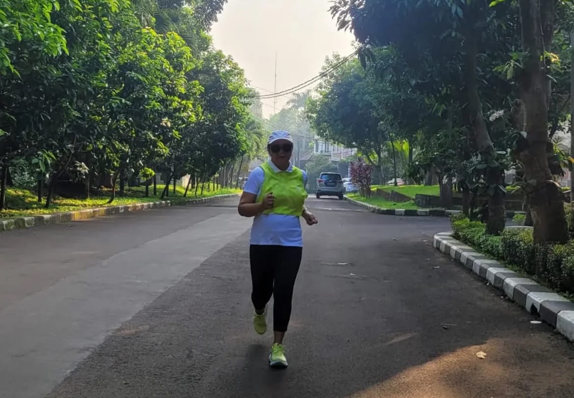 Keeping Fit in Between Every Busy Day