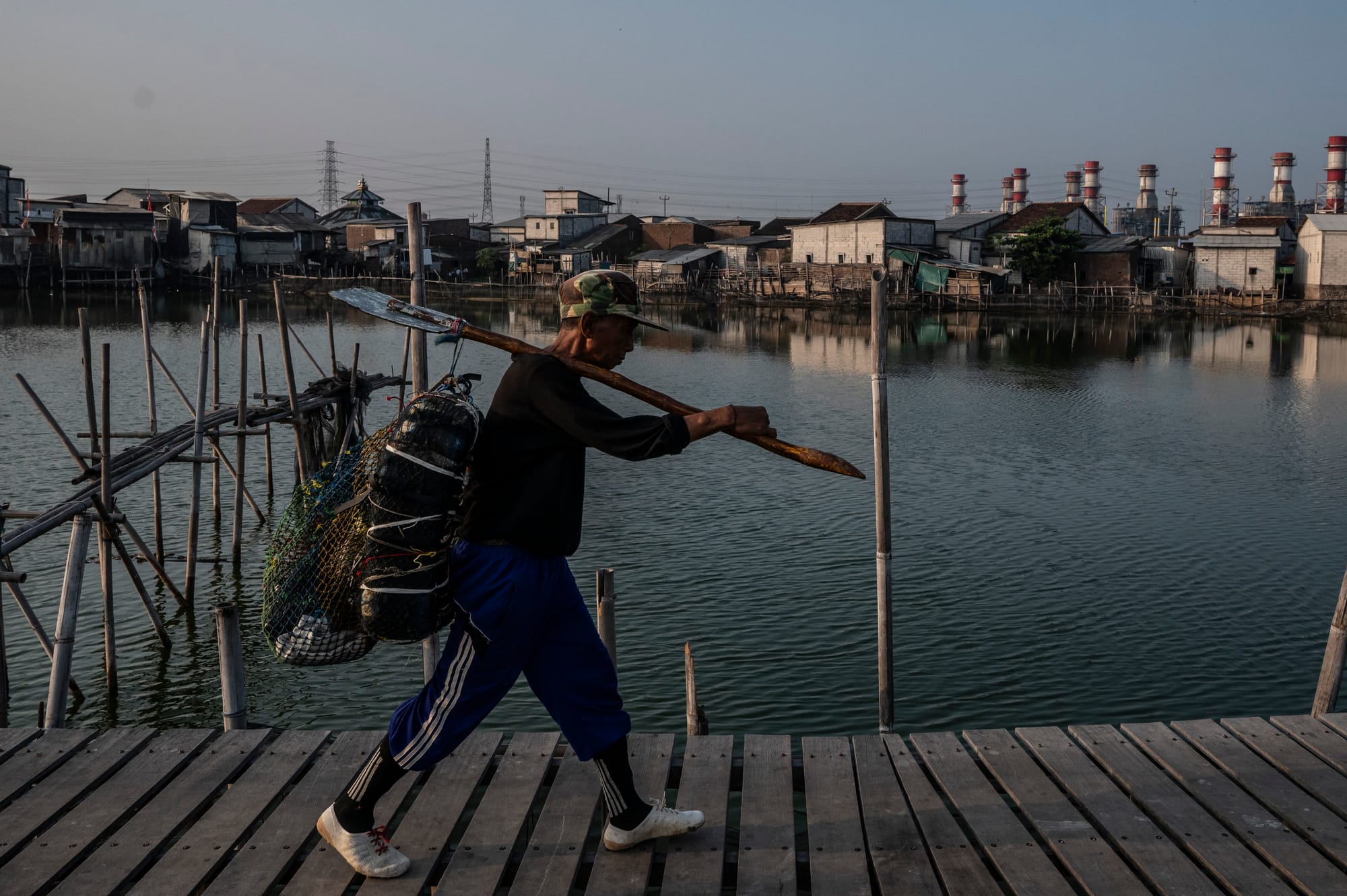 Memahami Paradoks Pola Kemiskinan, Turun di Desa tapi Naik di Kota
