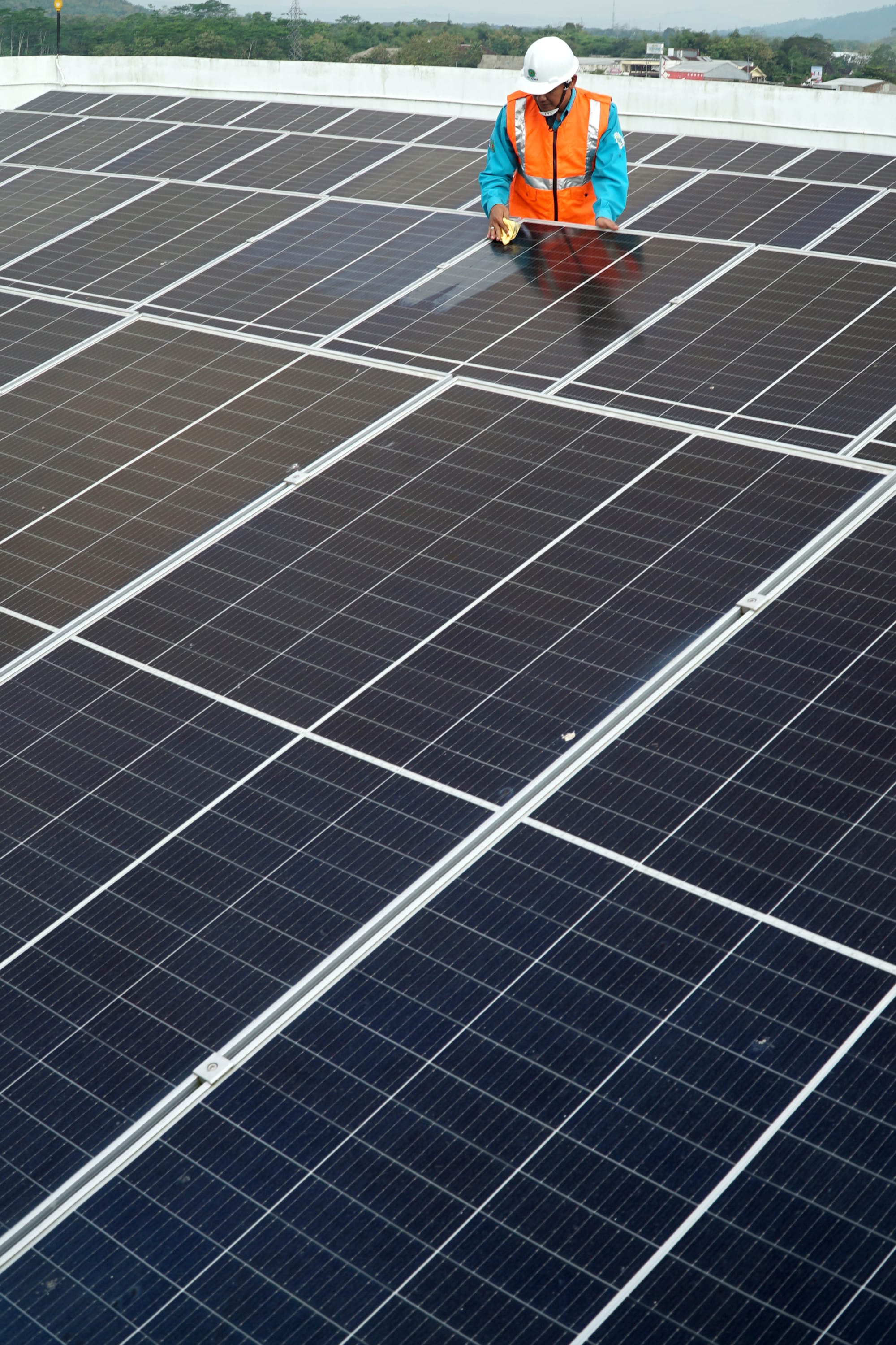 Peluang Bisnis Energi Baru Terbarukan dari RAPBN 2026