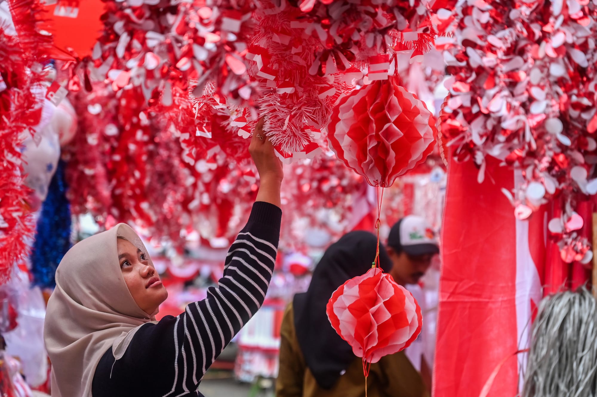 Putar Otak Meraih Target Pajak Tinggi Tanpa Bebani Dunia Usaha