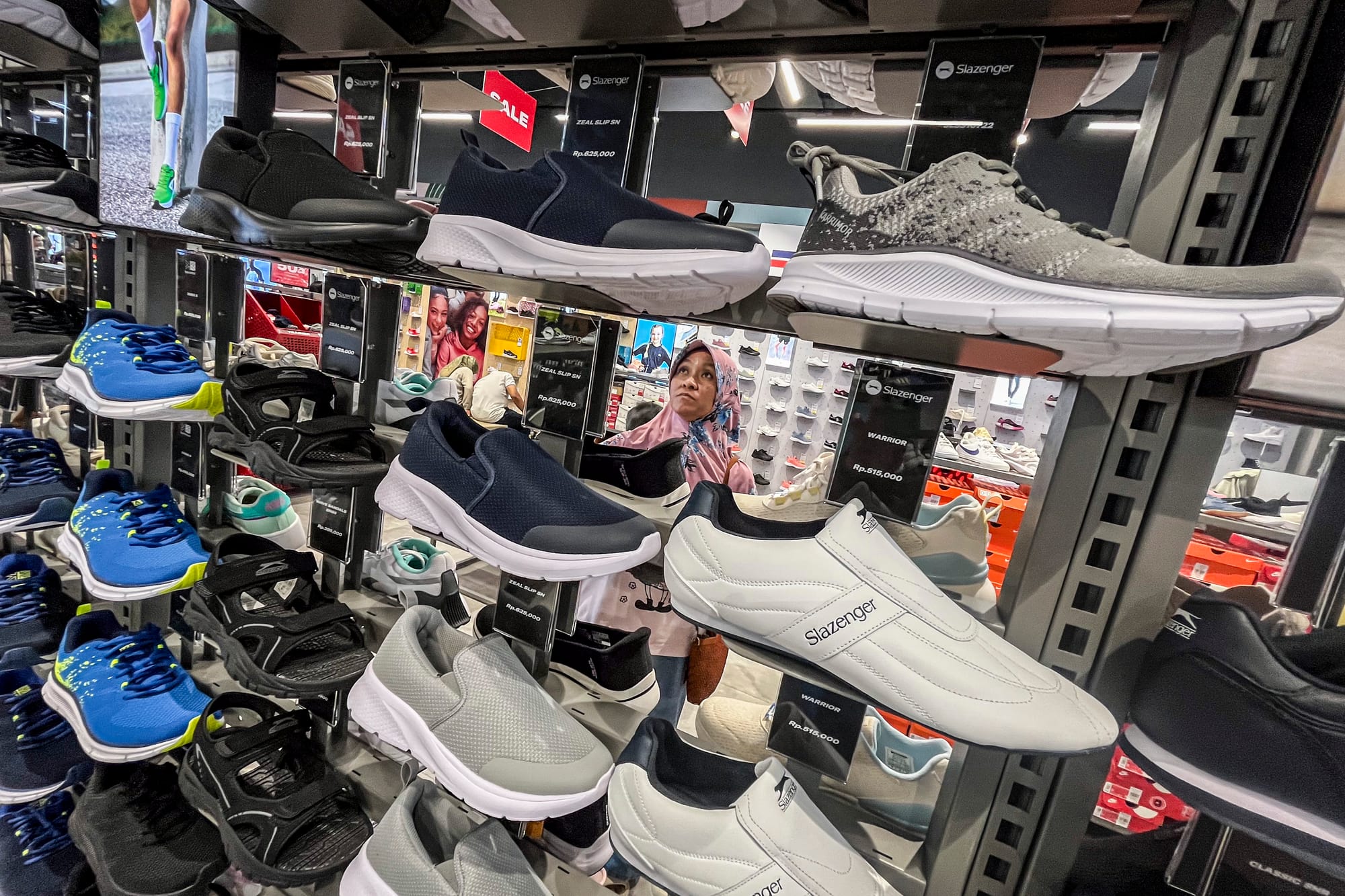 Tumbuh Pesat, Sepatu Made In Indonesia Laris di Pasar Global