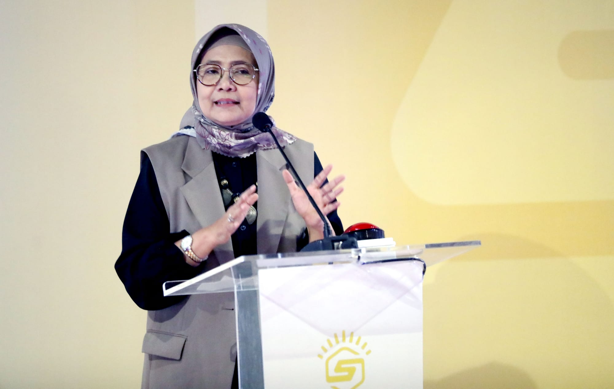 Hendri Saparini: Make MBG a Hub for Government Programs (2)