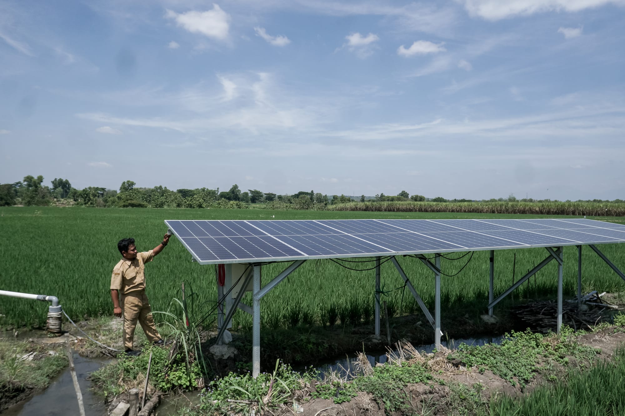 High Demand, Indonesia's Green Economy Bonds Sell Out