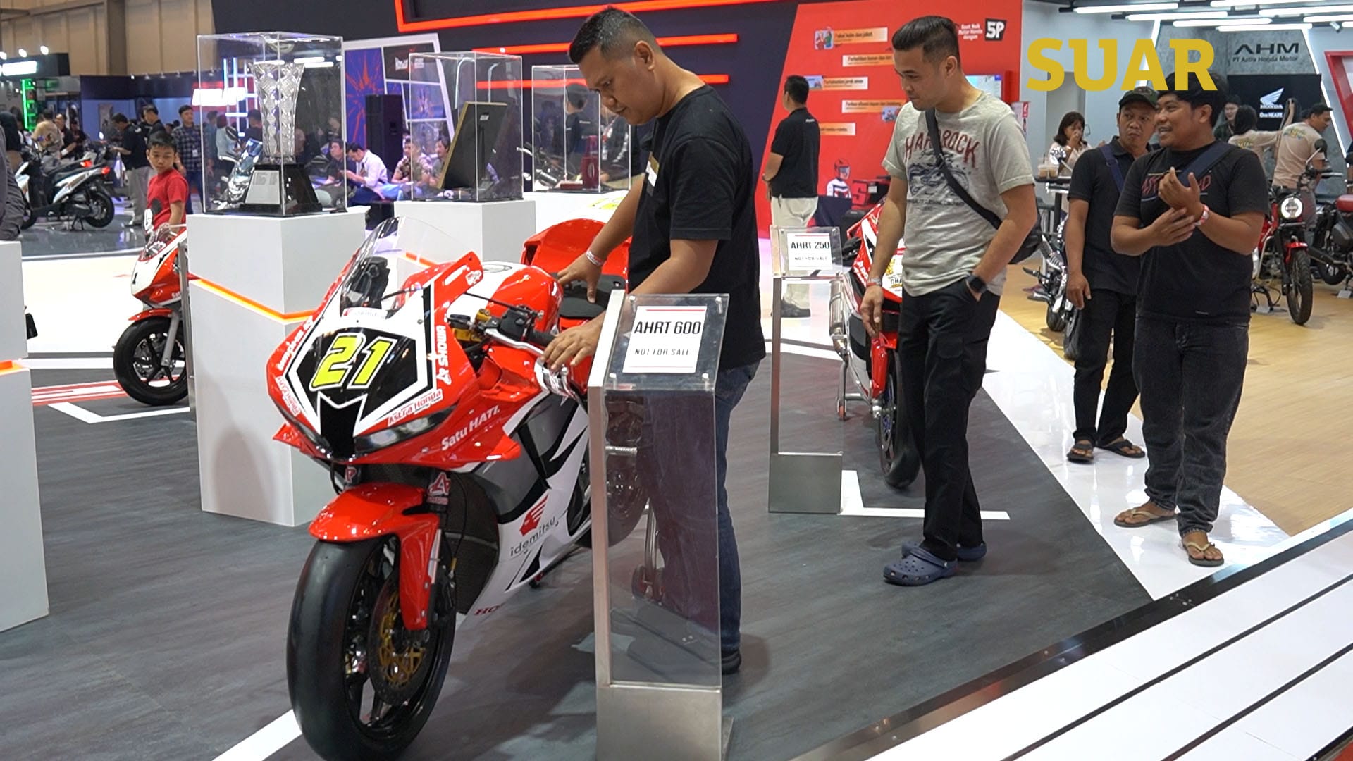 IMOS 2025 Hadirkan Motor Listrik Ramah Lingkungan