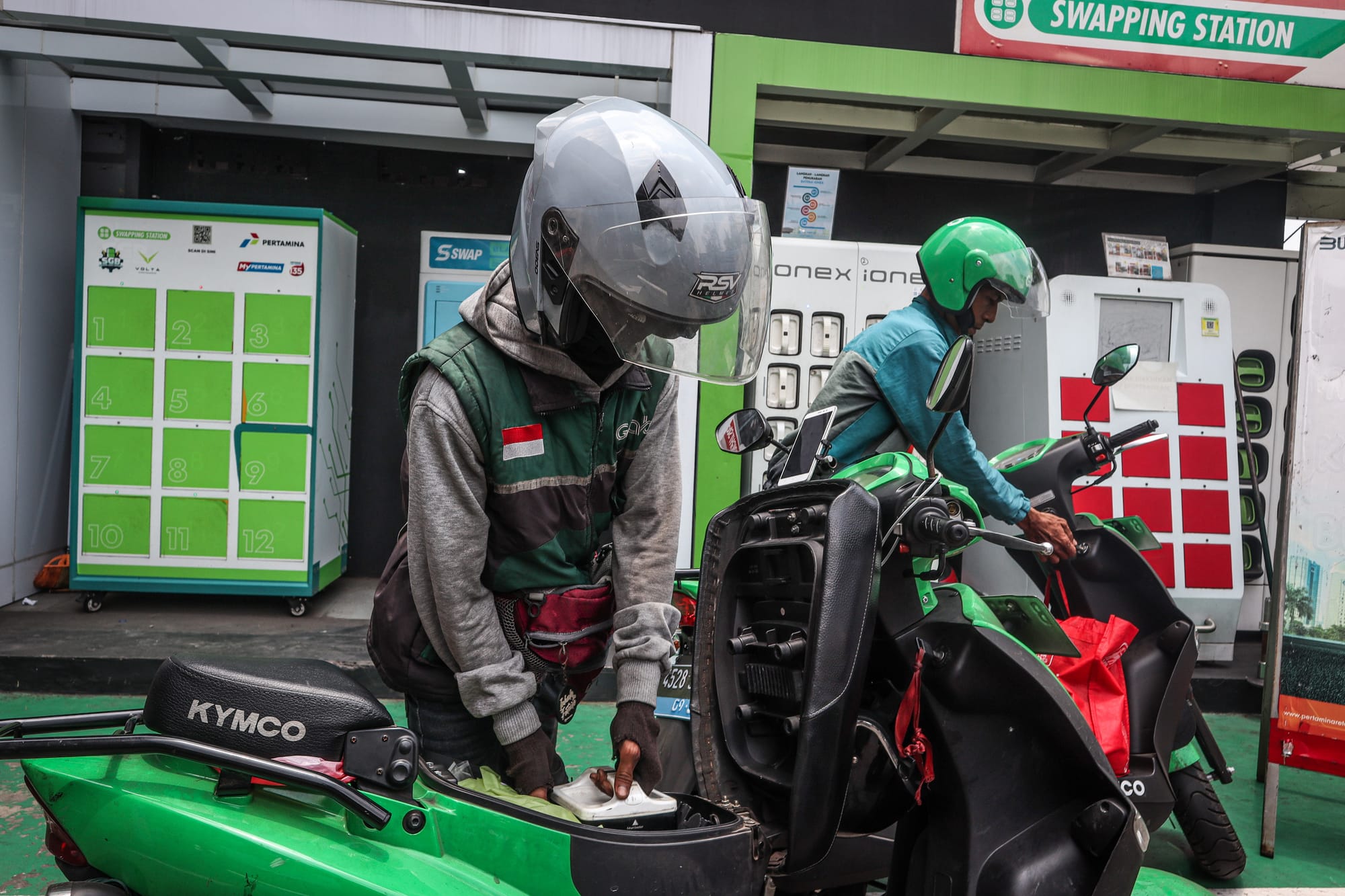 Ojol Akan Berstatus jadi UMKM, Perlindungan atau Pengaburan Status?