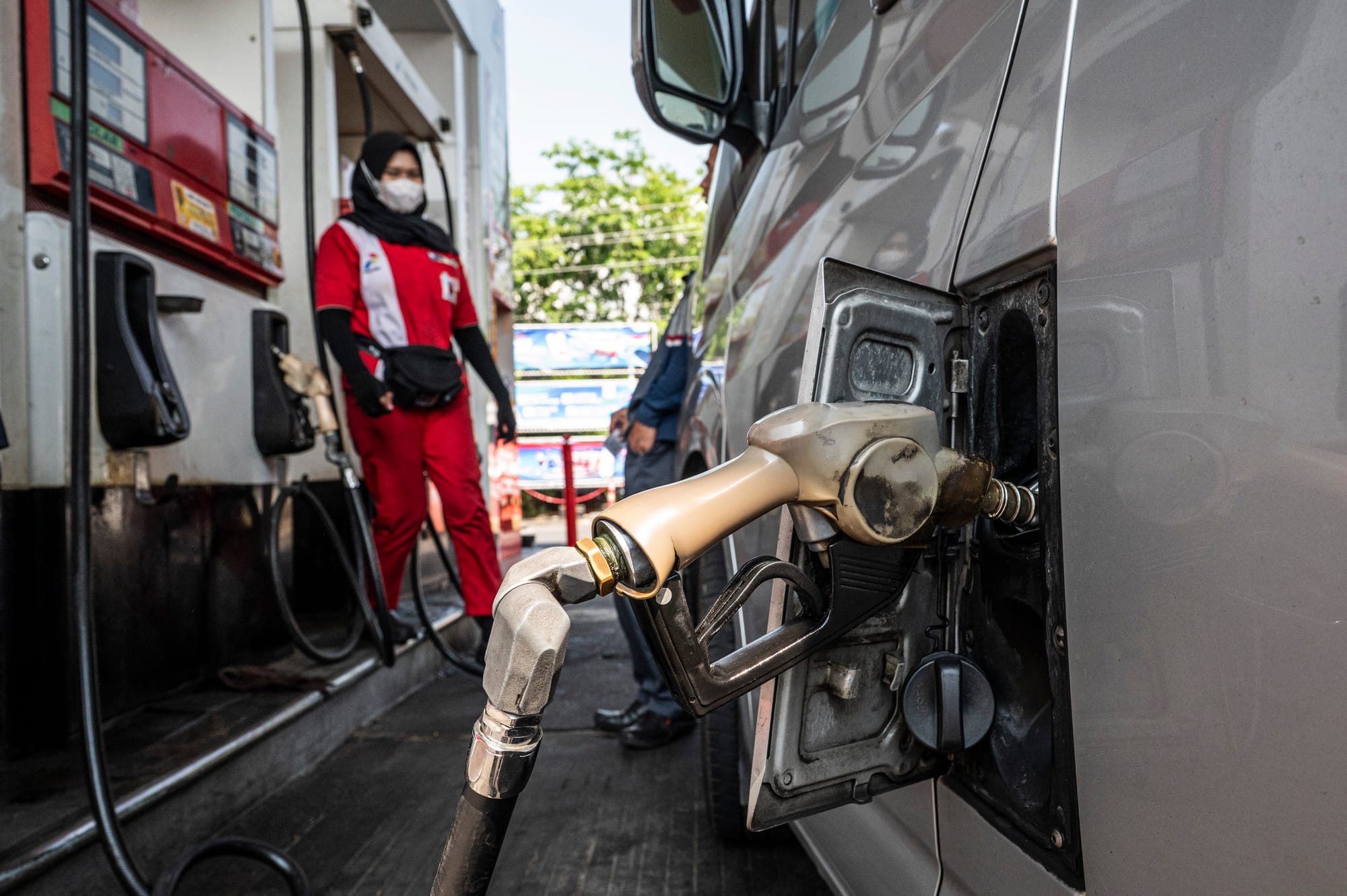 Menteri ESDM Dorong BBM Etanol 10% Pertamina Nyatakan Siap