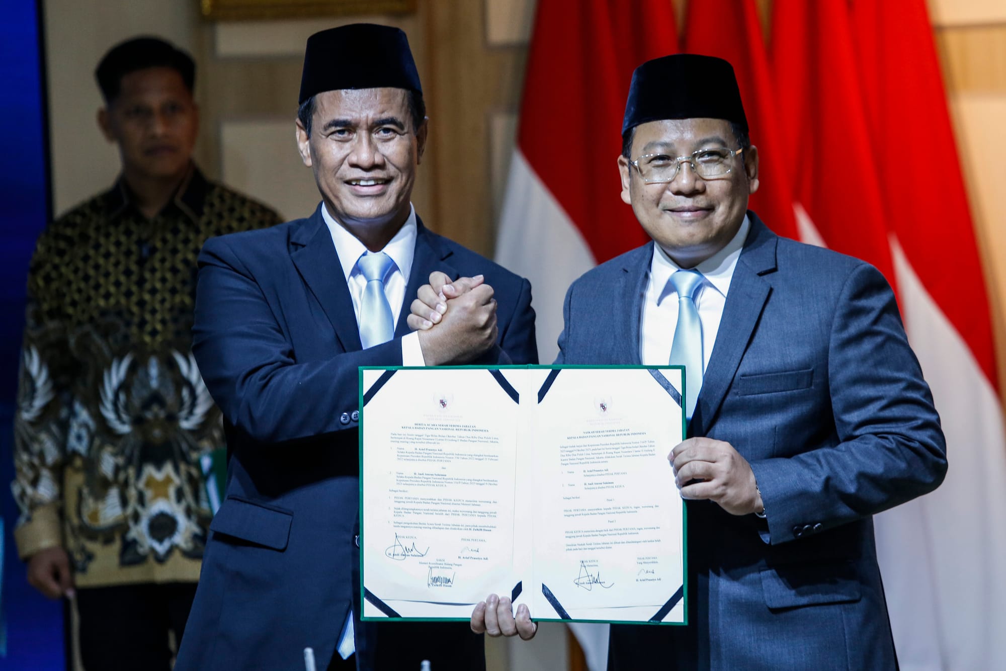 Rangkap Dua Jabatan, Amran Targetkan Swasembada Pangan