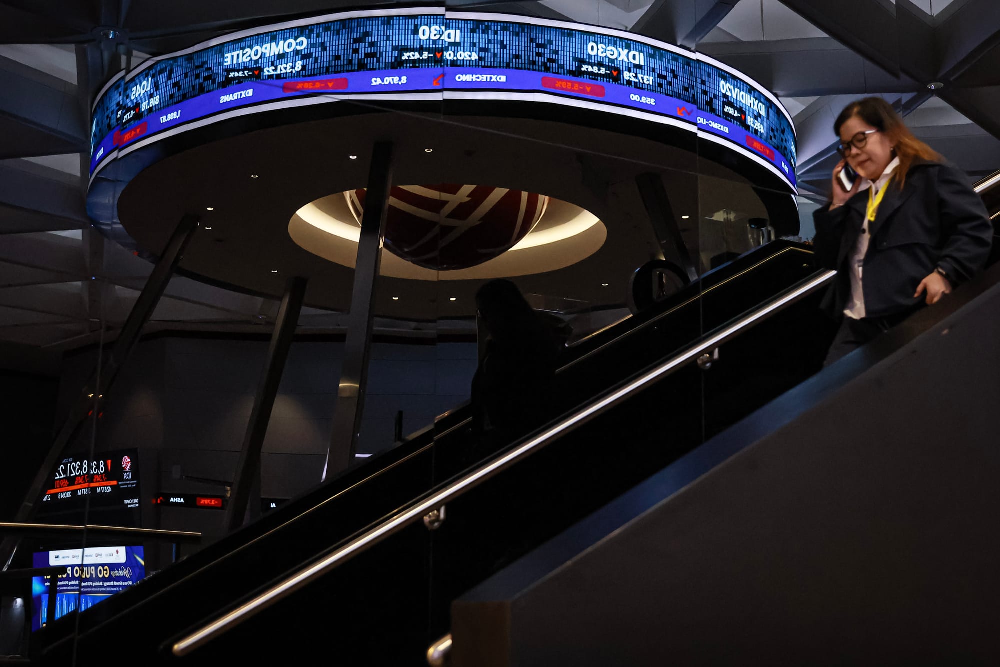 IHSG Ambrol Lagi Hingga 8%, BEI Juga Aktifkan Lagi Trading Halt