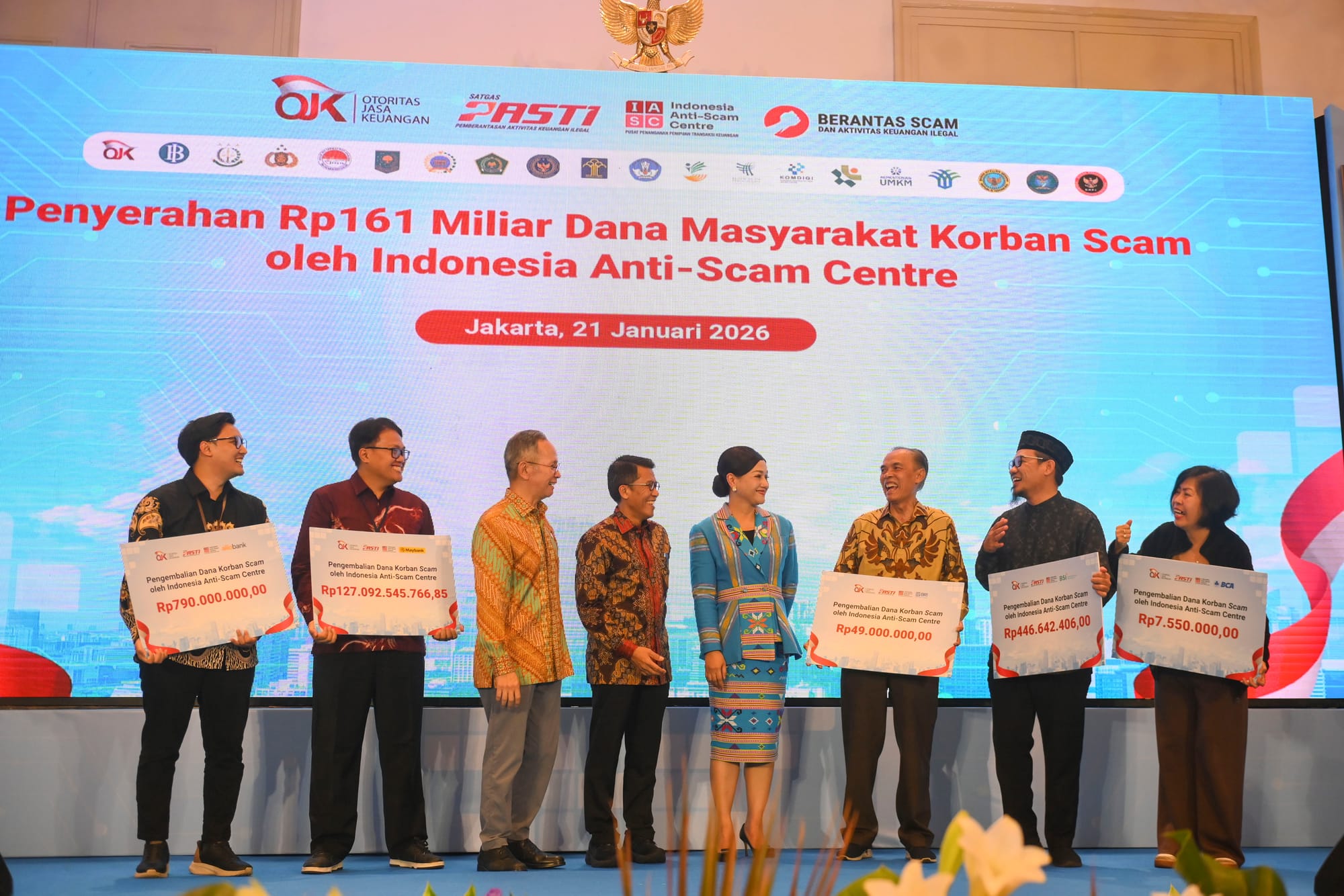 OJK Kembalikan Dana Rp161 Miliar Ke Korban Scam