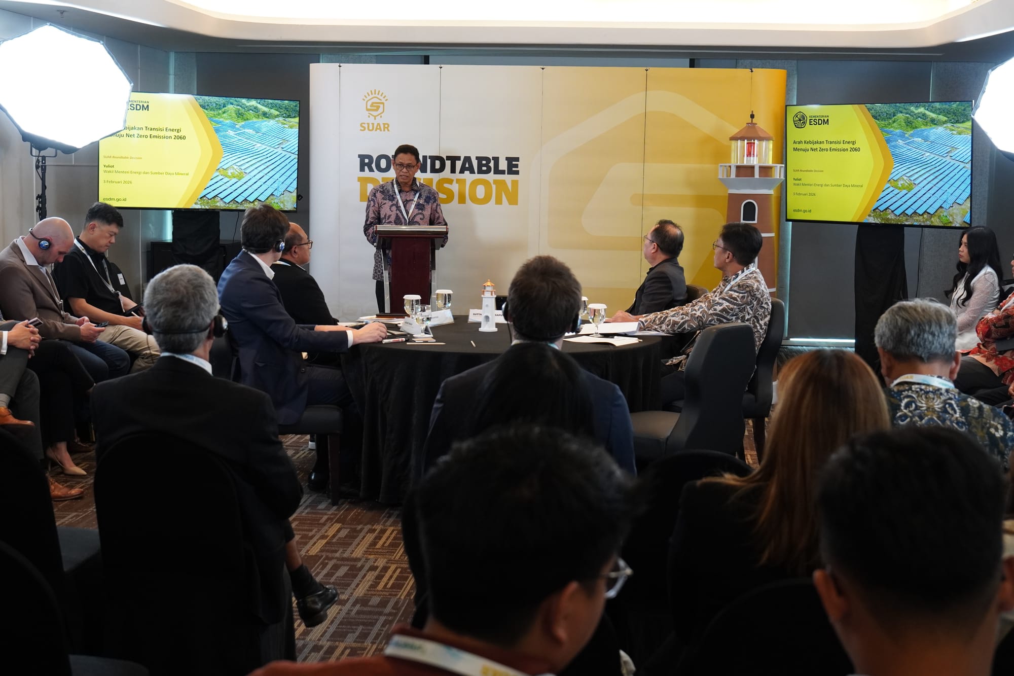 Kumpulan Materi Event Roundtable Decision SUAR "Peta Jalan Dekarbonisasi Industri Indonesia 2026: Kemitraan, Permodalan, dan Teknologi" 03 Februari 2026