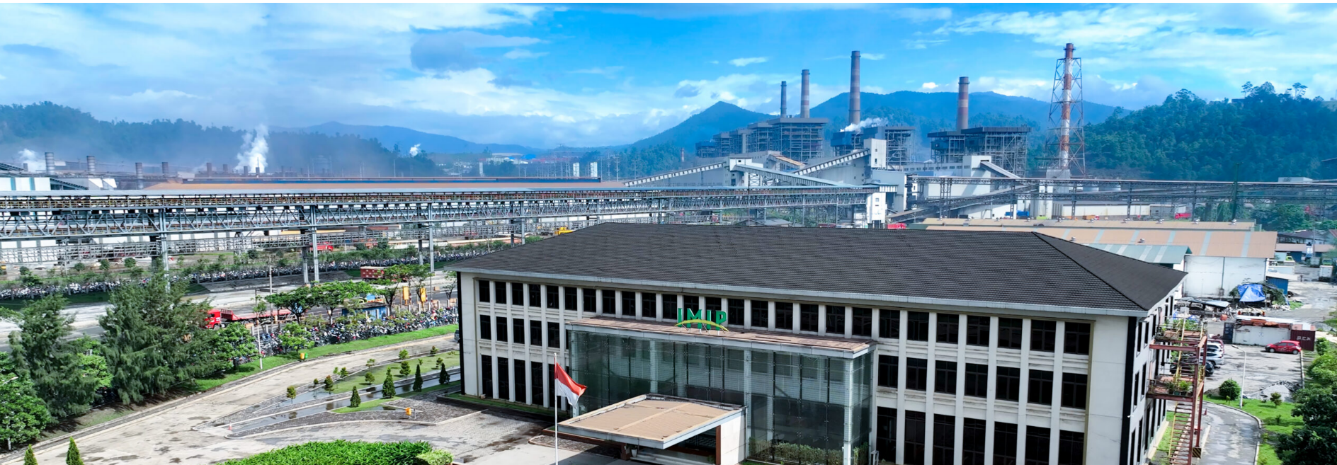 Cerita Industri Nikel dan Semen Sambut Tantangan di Era Dekarbonisasi