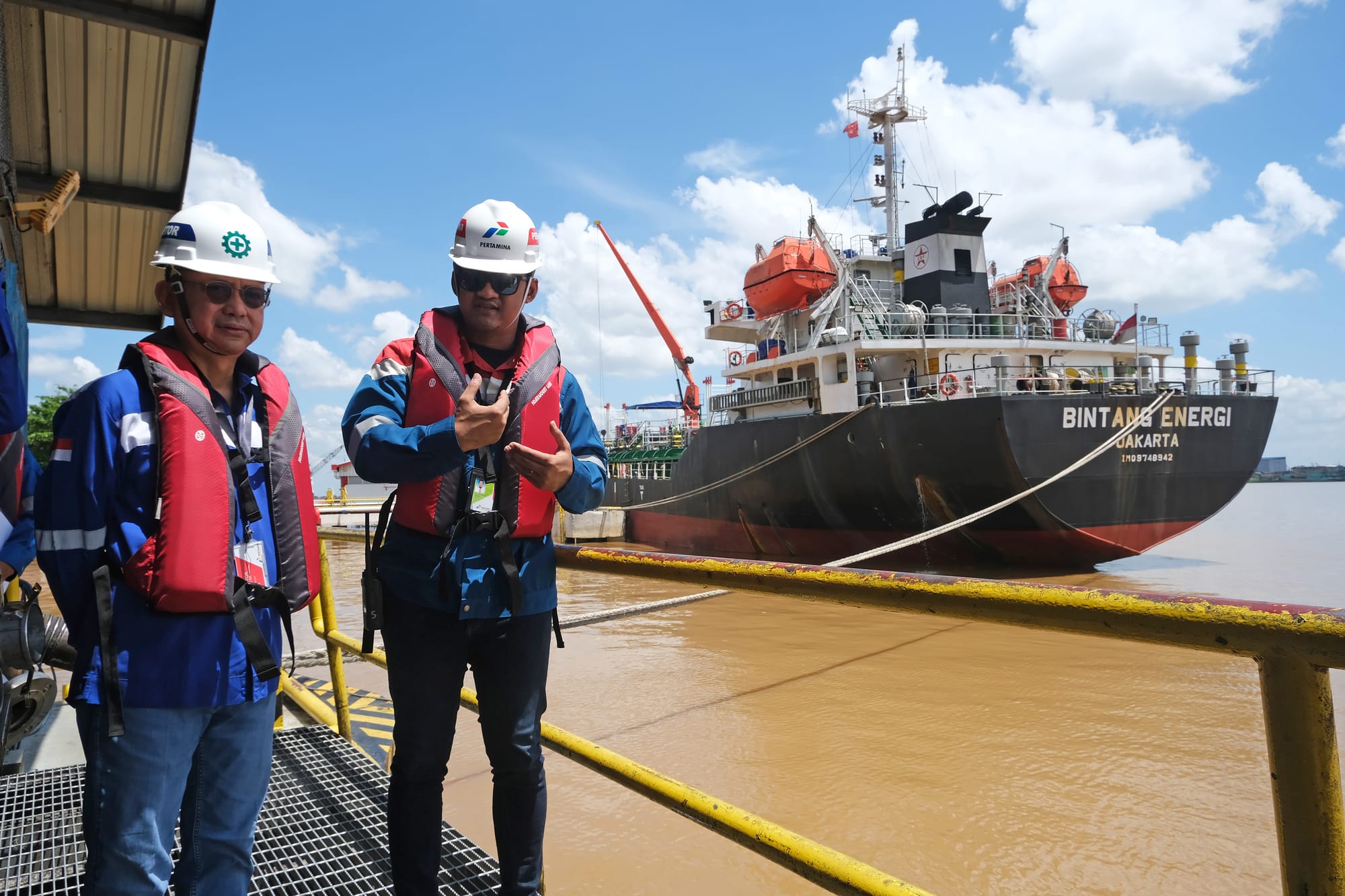 Industri Petrokimia Hadapi Kelangkaan Pasokan di Tengah Larangan Lintasi Hormuz