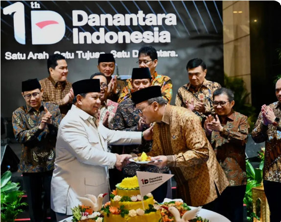 Peluang dan Tantangan Mandat Ganda Danantara