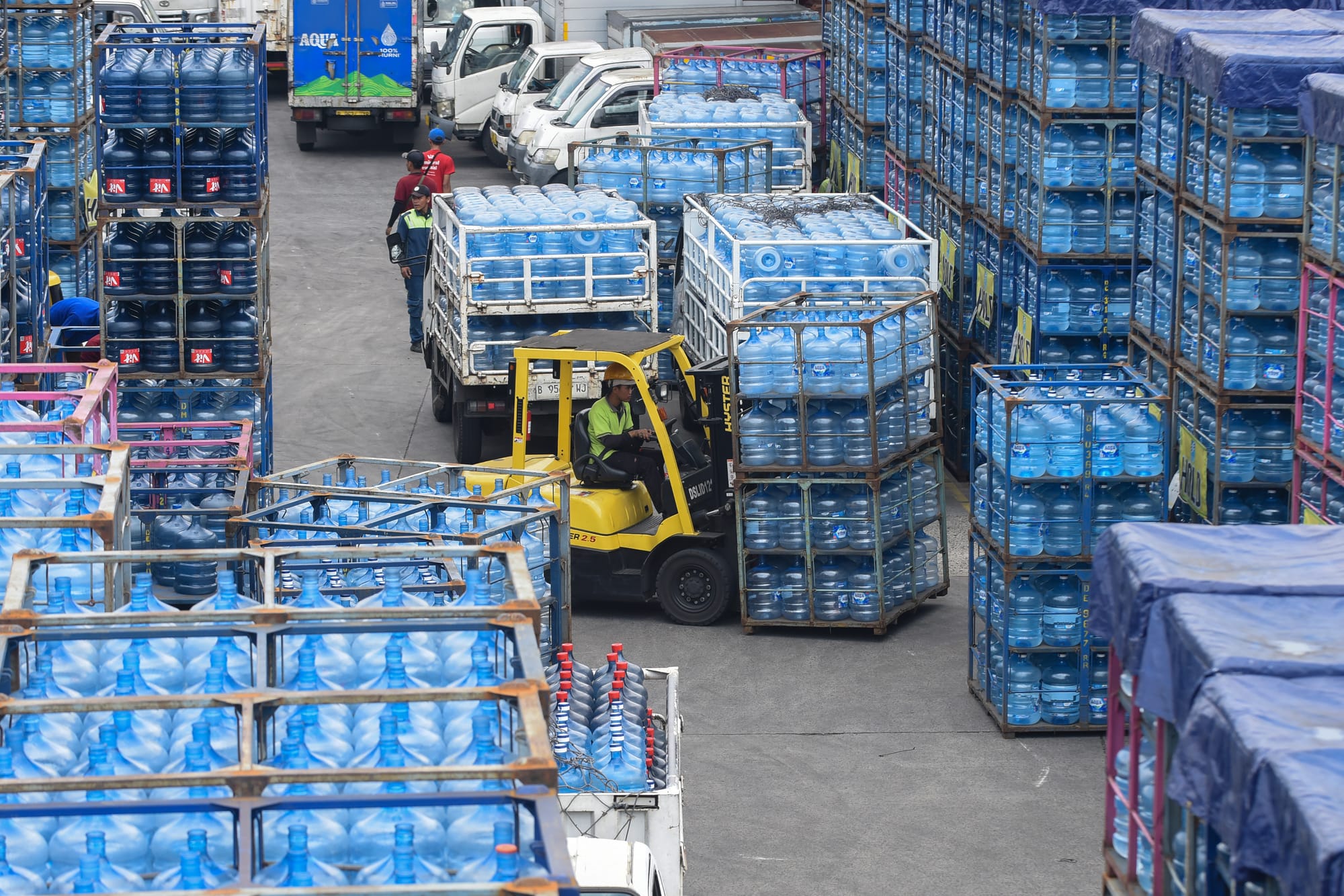 Konflik Timur Tengah Picu Kenaikan Harga Plastik, Industri Air Minum Kemasan Tertekan