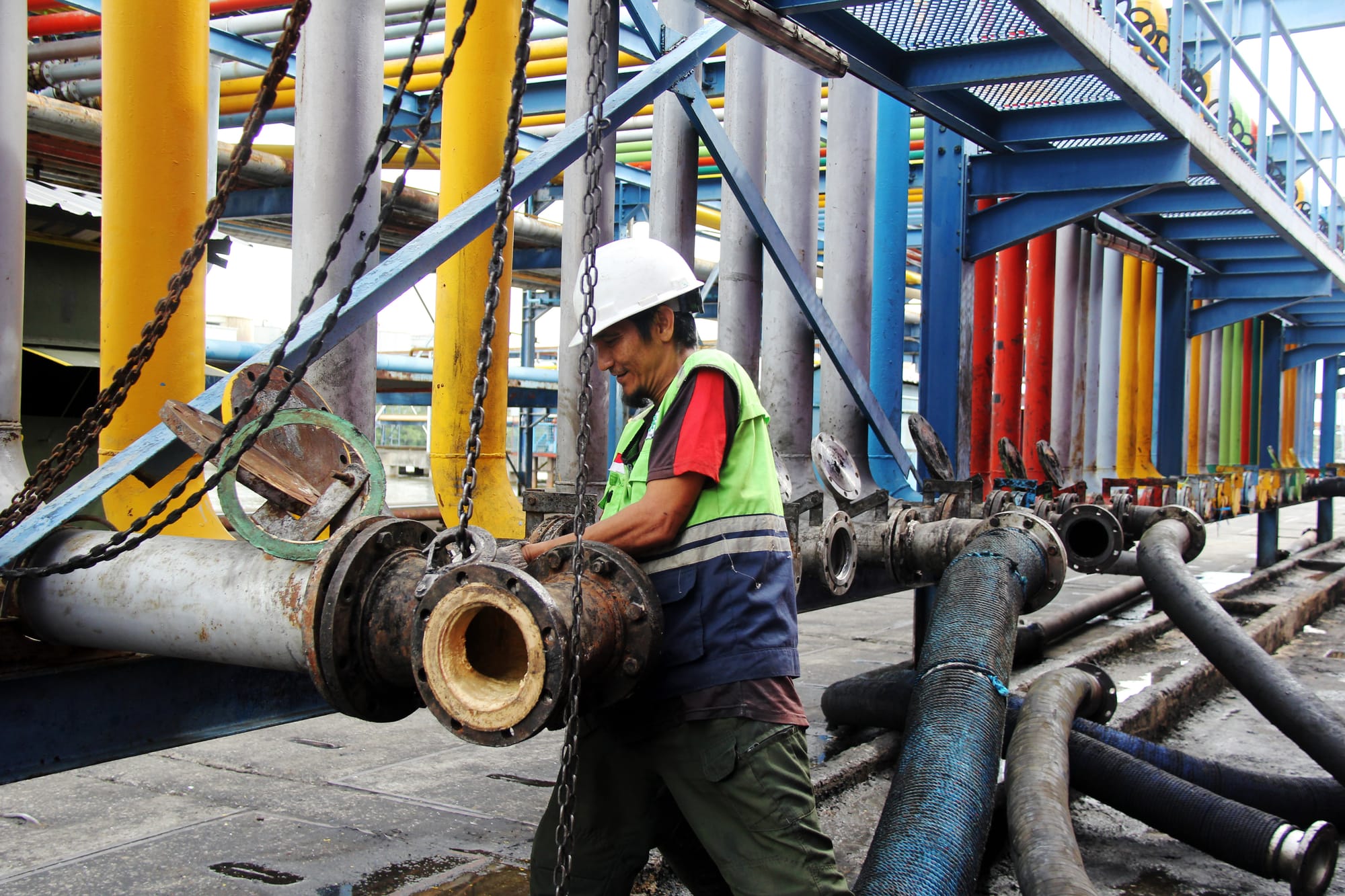 Mengejar Lifting Minyak 1 Juta Barel