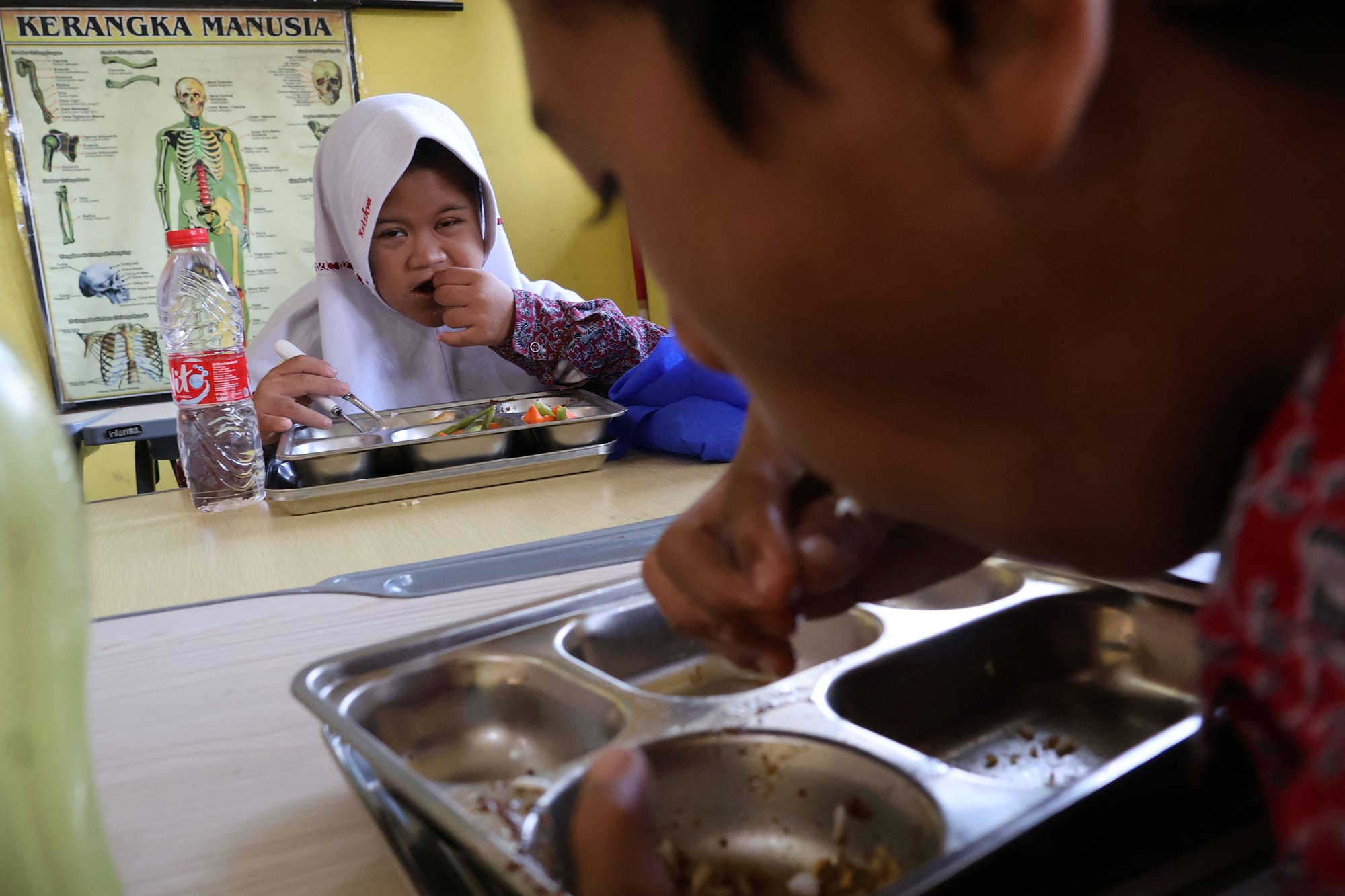 DPR Usulkan Anggaran MBG 2027 Bakal Terpangkas, Hingga Rp174 Triliun