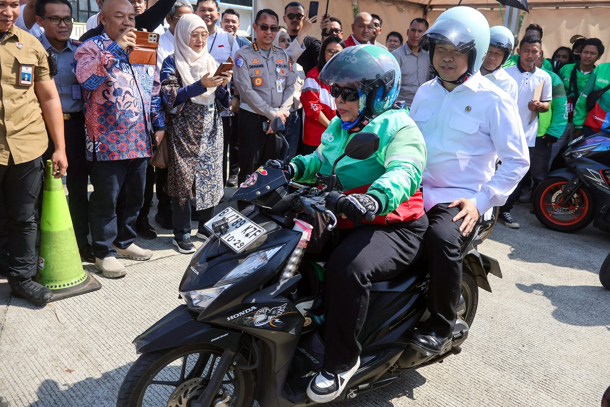 Pemerintah Tetapkan Ojol sebagai UMKM, Perlindungan dan Pembiayaan Jadi Fokus