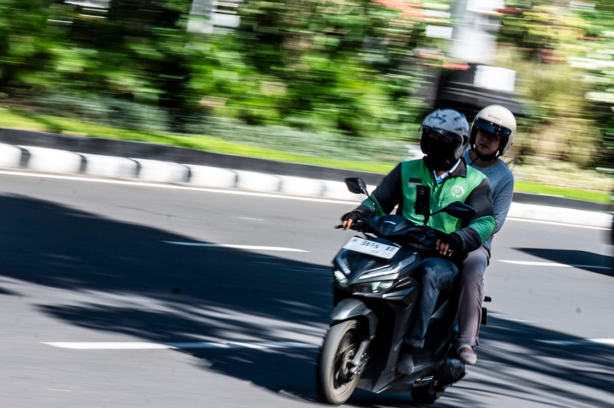 Skema Bagi Hasil 92-8, Reaksi Ojol, dan Kekhawatiran Makro