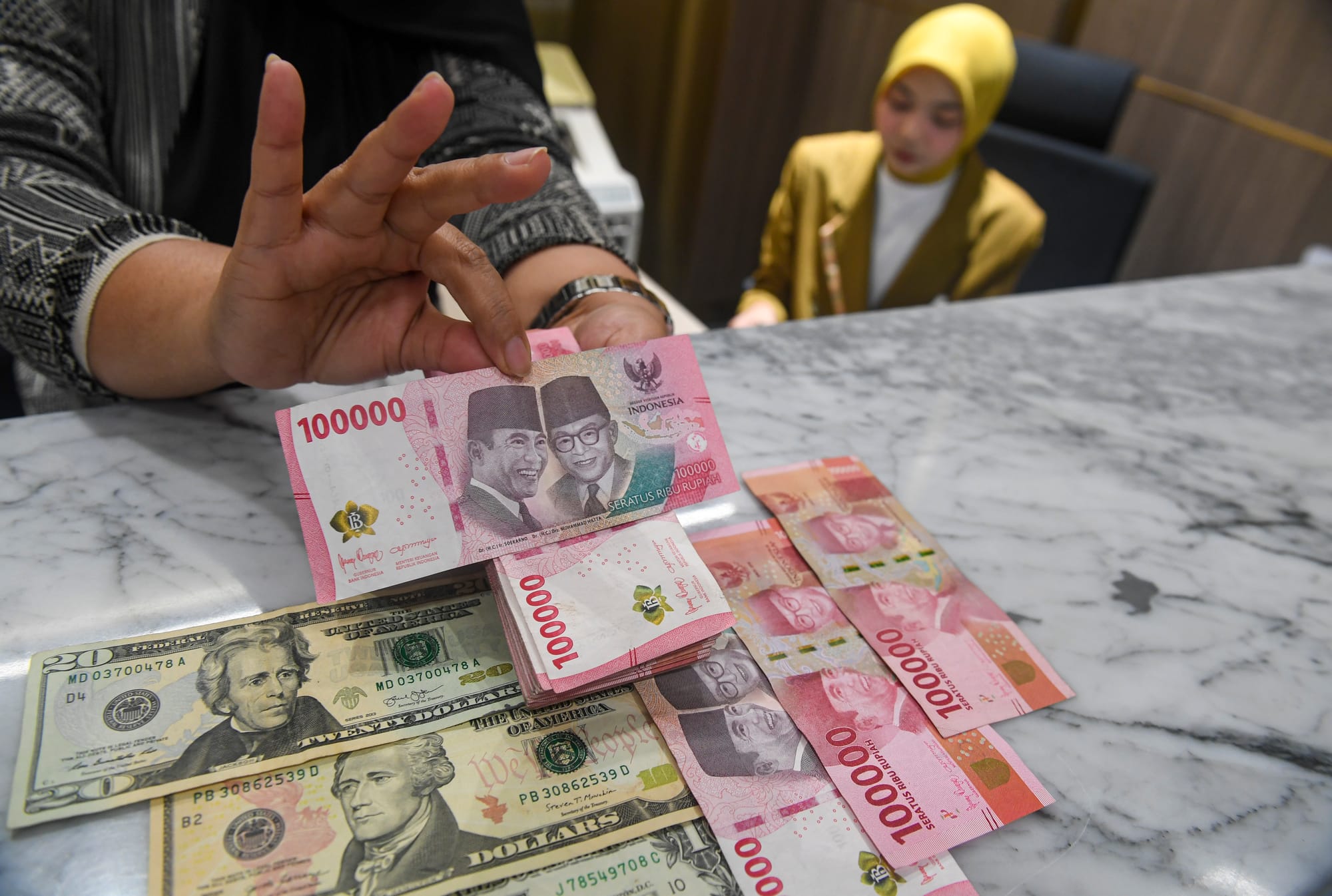 Likuiditas Bank Menumpuk di SRBI, Arah Pertumbuhan Kredit Dipertegas