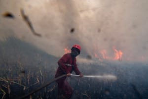 BPBD Hulu Sungai Selatan Apresiasi Kepedulian Anak Usaha AALI Tangani Karhutla di Lahan Warga