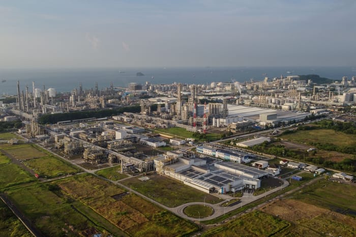 Pengusaha Pilih 'Wait And See' Kepastian Proyek Hilirisasi Danantara