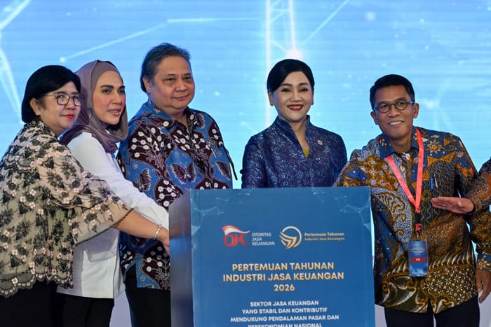 Turbulensi Berujung Reformasi (1)