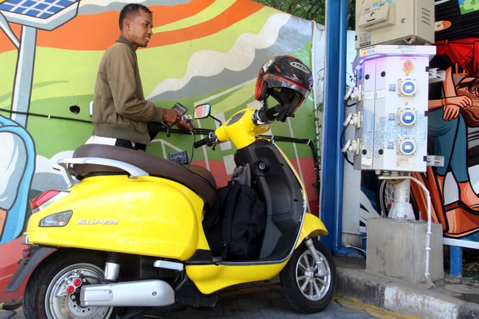 Harga BBM Melejit, Pamor Kendaraan Listrik Ikut Nge-Hits