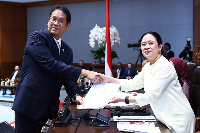DPR Resmi Sahkan UU Pusat Finansial Internasional Indonesia