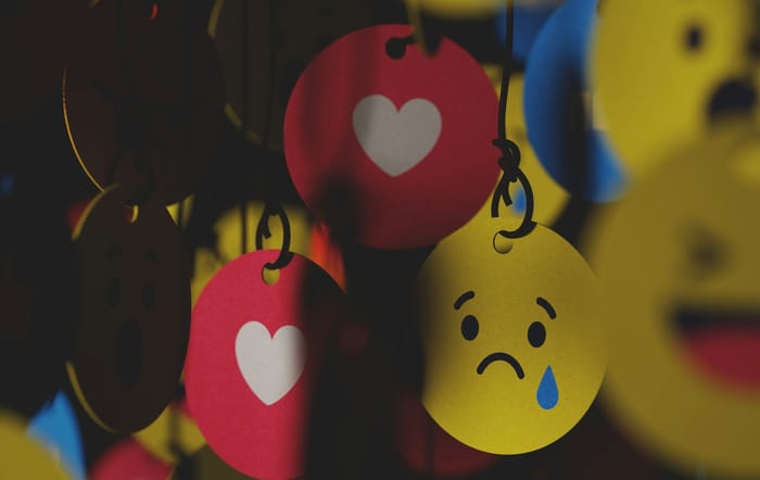 Eksploitasi via Pemerasan Emosi